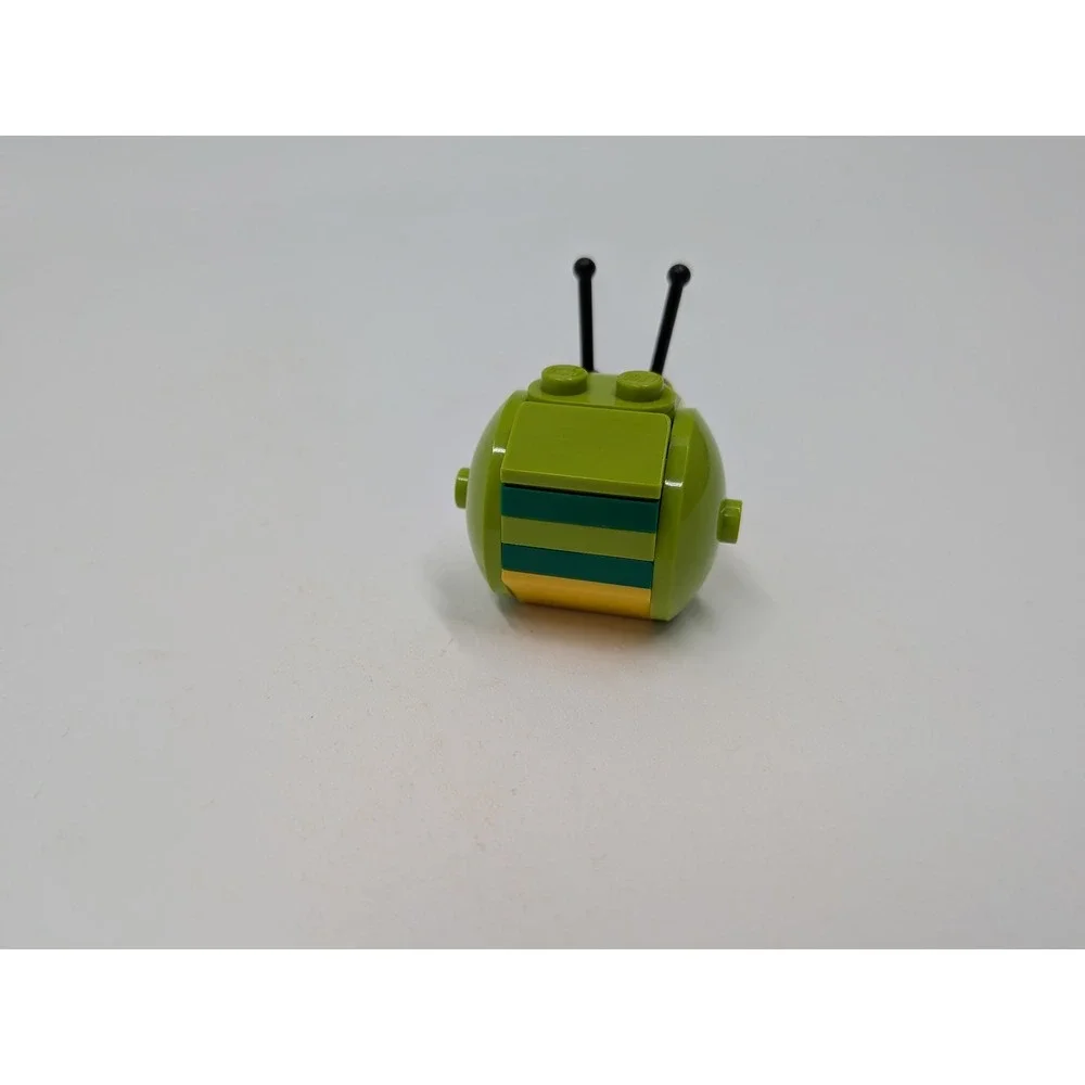 LEGO Movie 2014 Giant Snail Minifigure Cloud Cuckoo Palace 70803 Yellow Green